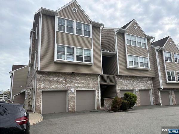 577 Windsor Drive 702, PALISADES PARK, NJ 07650