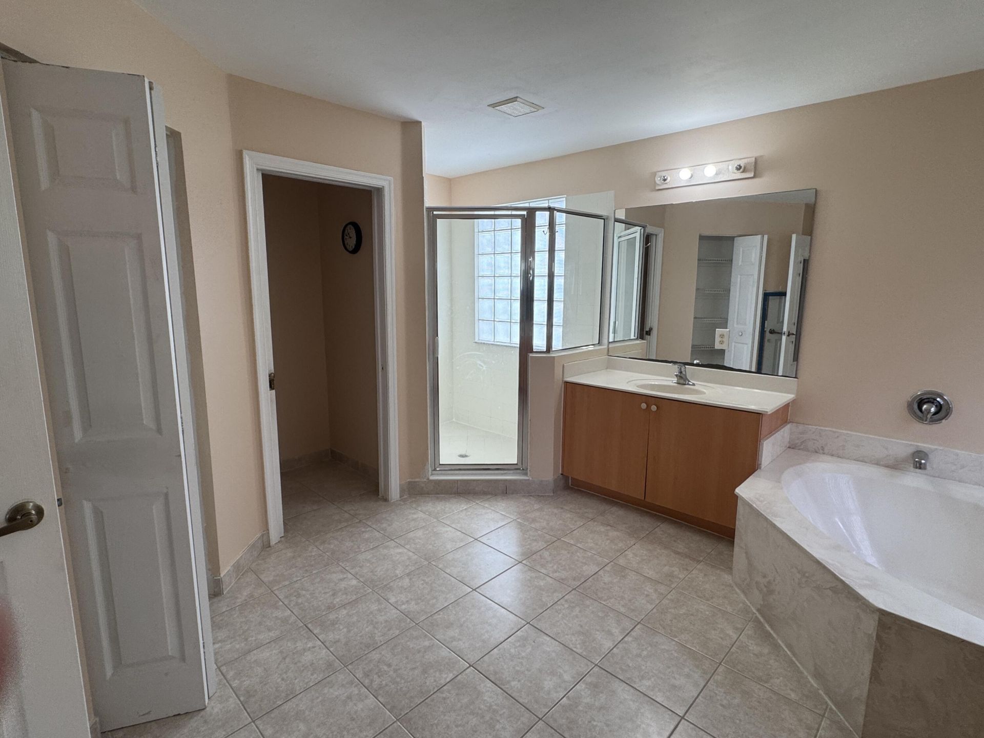 6457 Adriatic Way, Lake Belvedere Estates, FL 33413 Photo