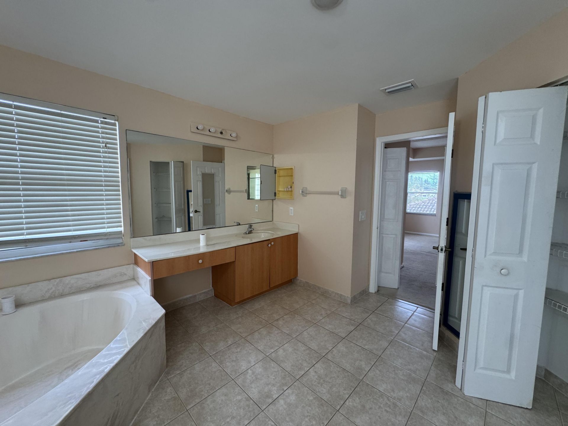 6457 Adriatic Way, Lake Belvedere Estates, FL 33413 Photo