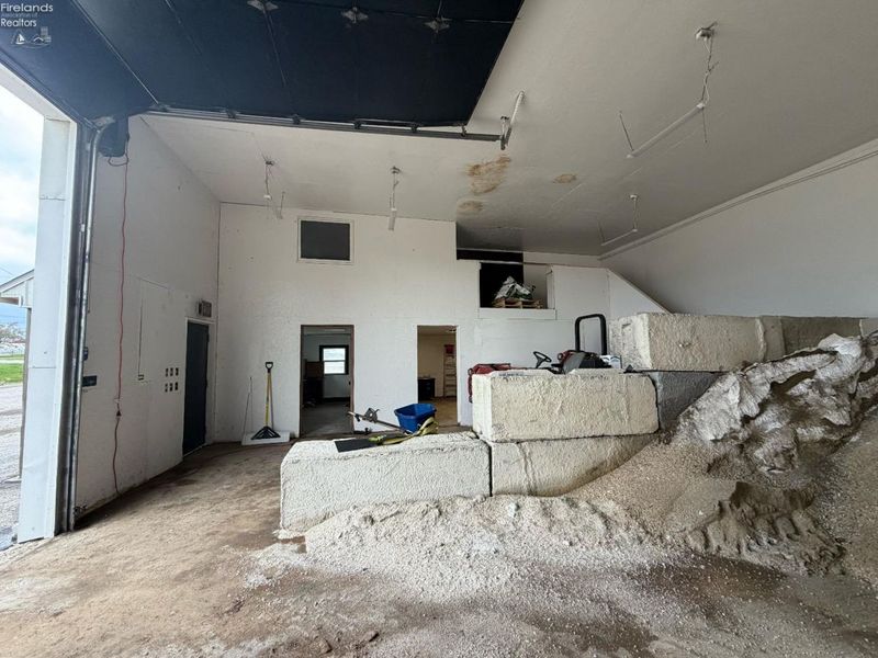 2252 Sr 20, Clyde, OH 43410 Photo 13