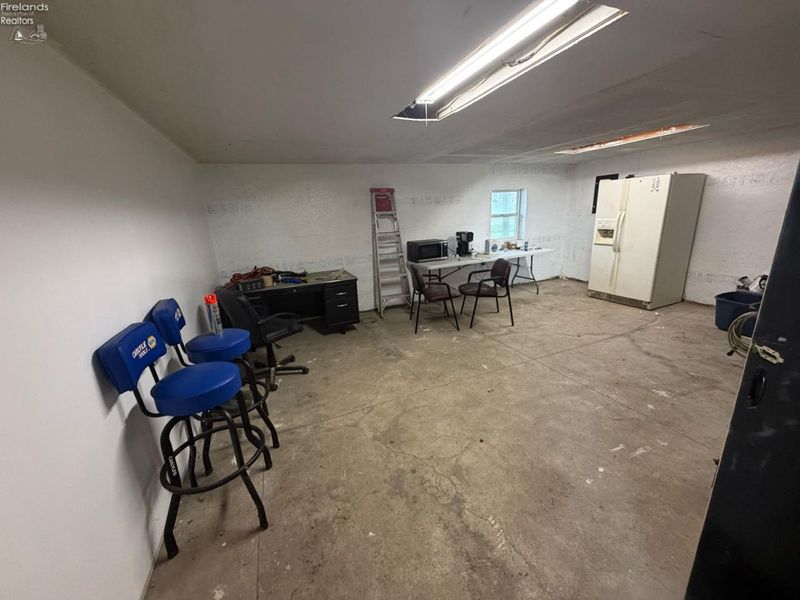 2252 Sr 20, Clyde, OH 43410 Photo 18