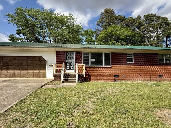 1500 E Mathews Street , Union City, TN 38261