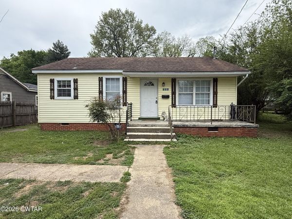 117 W Tickle Street , Dyersburg, TN 38024