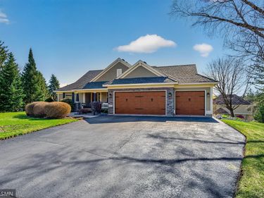 3304 Nathaniel Court, Vadnais Heights, MN 55127