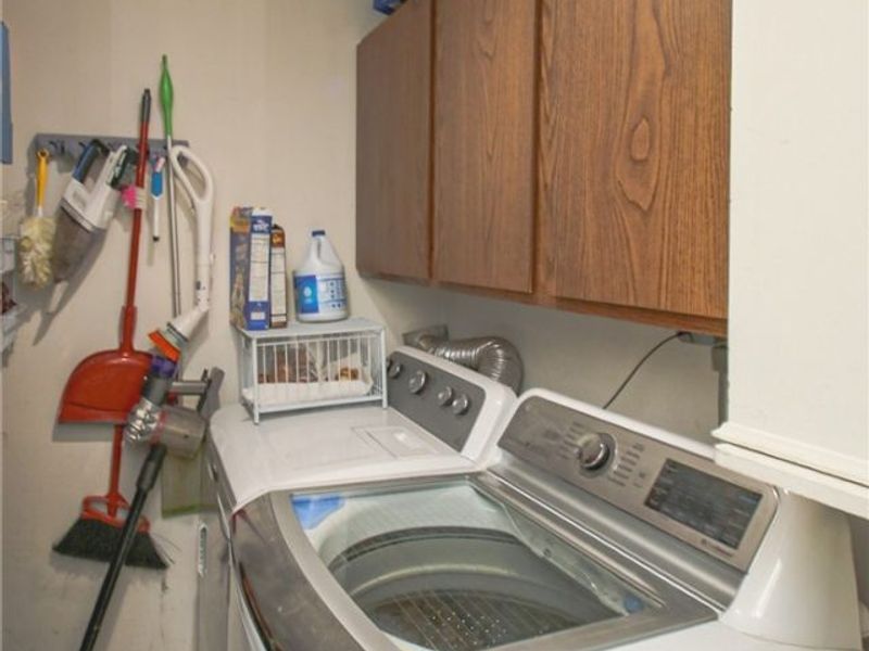 200 Briarbrook Court NE, Howland, OH 44484 Photo 18