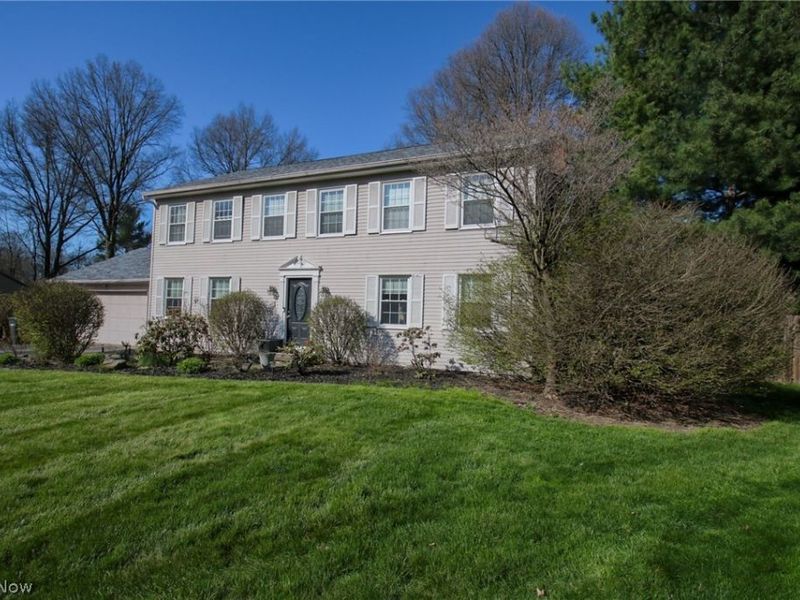 200 Briarbrook Court NE, Howland, OH 44484 Photo 2