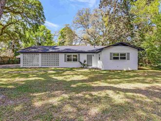 1905 N 60th Ave Pensacola, FL 32506