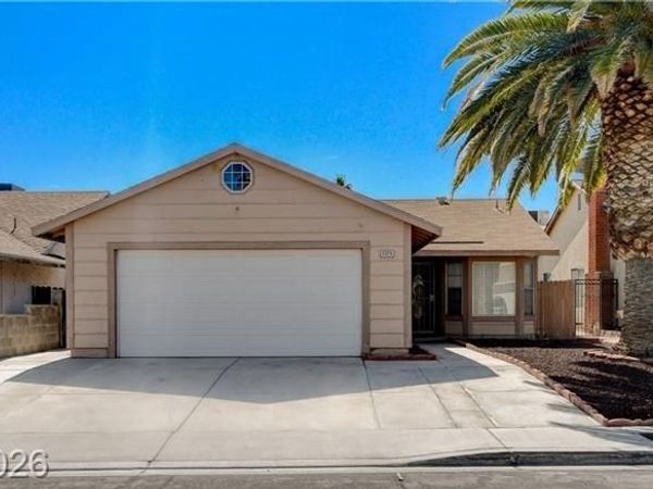 6329 Copperfield Avenue , Las Vegas, NV 89108