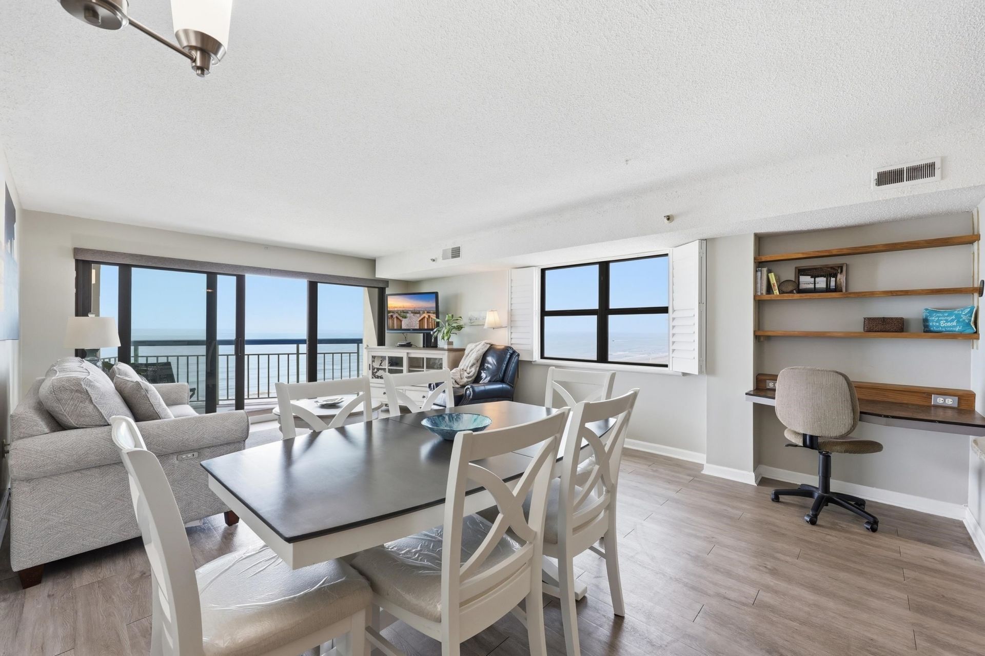 2500 N Ocean Blvd. Photo 10