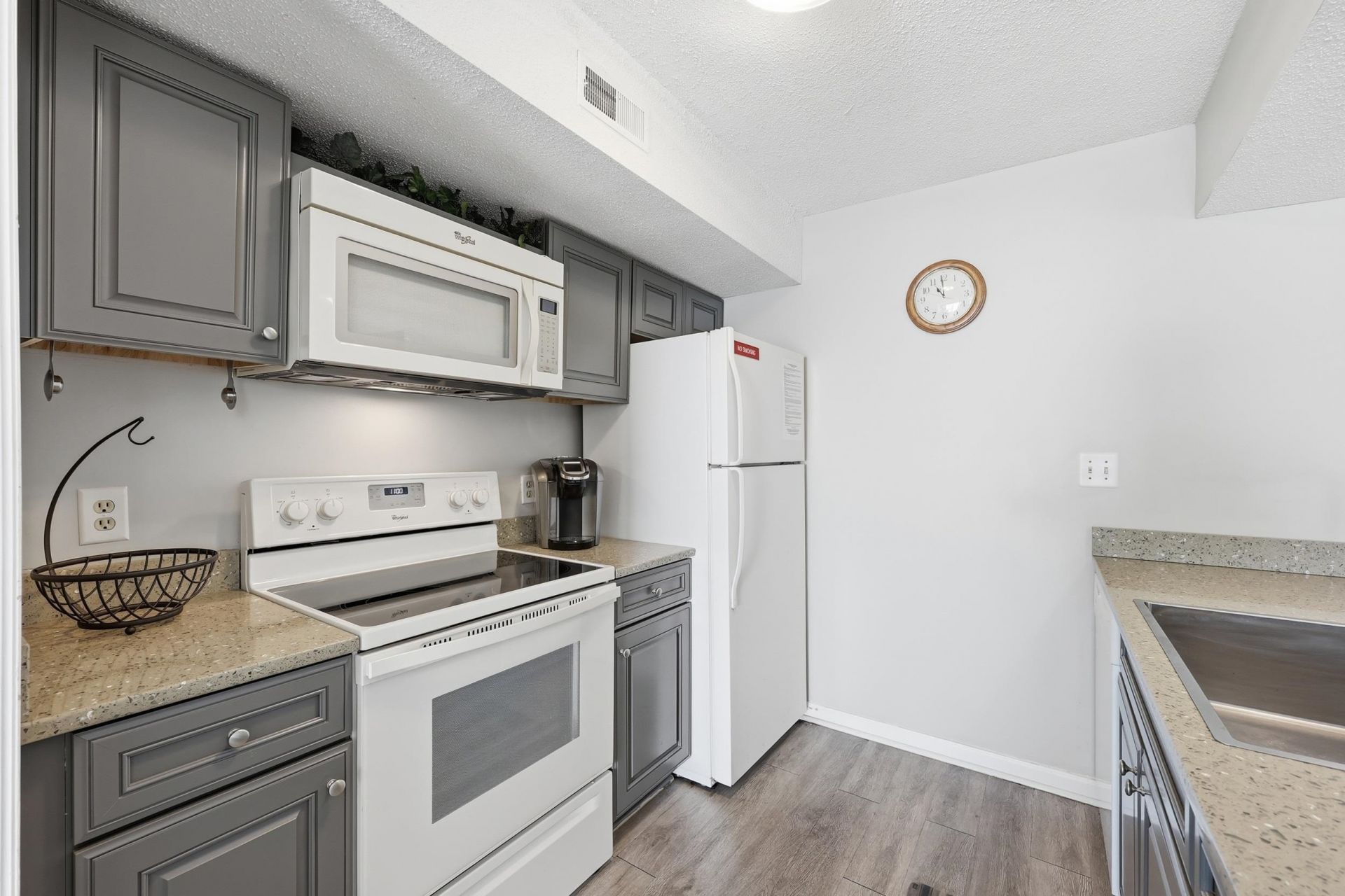 2500 N Ocean Blvd. Photo 7