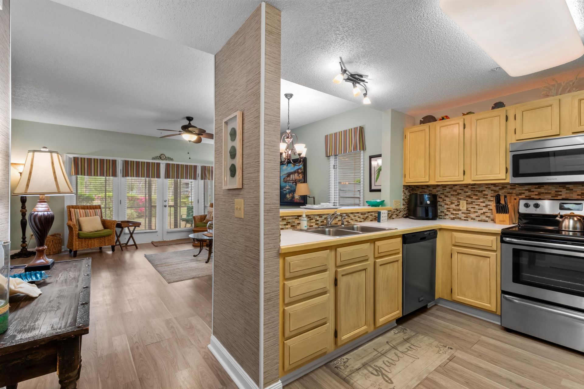 1221 Tidewater Dr. Photo 26