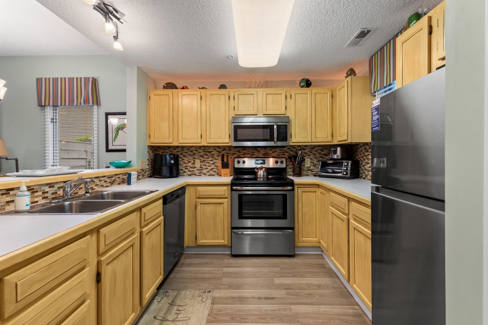 1221 Tidewater Dr. Photo 27