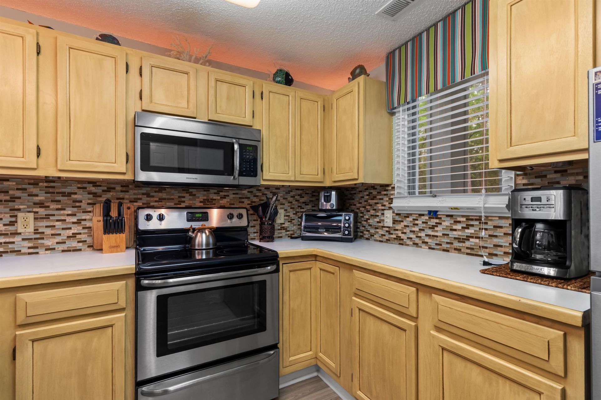 1221 Tidewater Dr. Photo 28