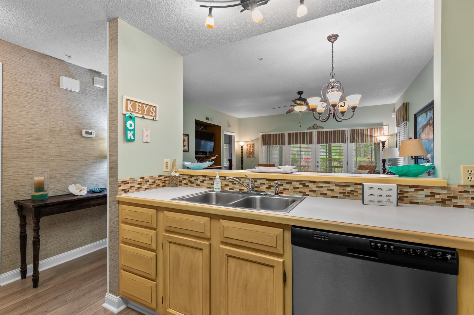 1221 Tidewater Dr. Photo 29