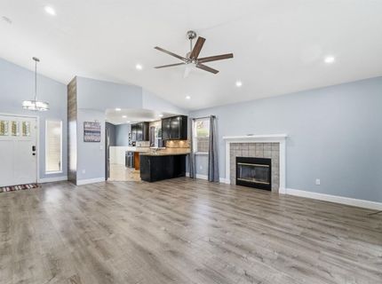 359 Trevor Ave, Oakdale, CA 95361 Photo