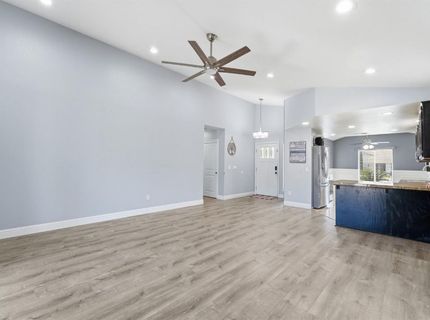 359 Trevor Ave, Oakdale, CA 95361 Photo