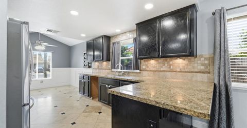 359 Trevor Ave, Oakdale, CA 95361 Photo