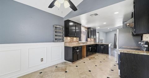 359 Trevor Ave, Oakdale, CA 95361 Photo