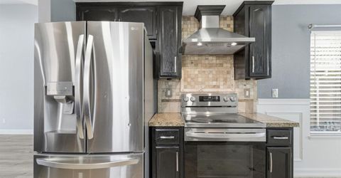 359 Trevor Ave, Oakdale, CA 95361 Photo