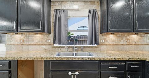 359 Trevor Ave, Oakdale, CA 95361 Photo