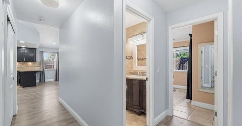 359 Trevor Ave, Oakdale, CA 95361 Photo