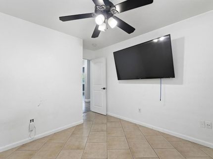 359 Trevor Ave, Oakdale, CA 95361 Photo