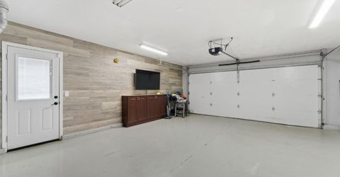 359 Trevor Ave, Oakdale, CA 95361 Photo