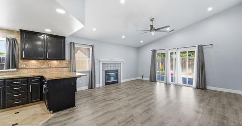 359 Trevor Ave, Oakdale, CA 95361 Photo