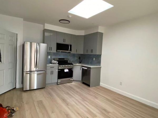 855 Wyckoff Avenue , Unit 2, Ridgewood, NY 11385