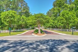 2033 Tacoma Circle photo 4