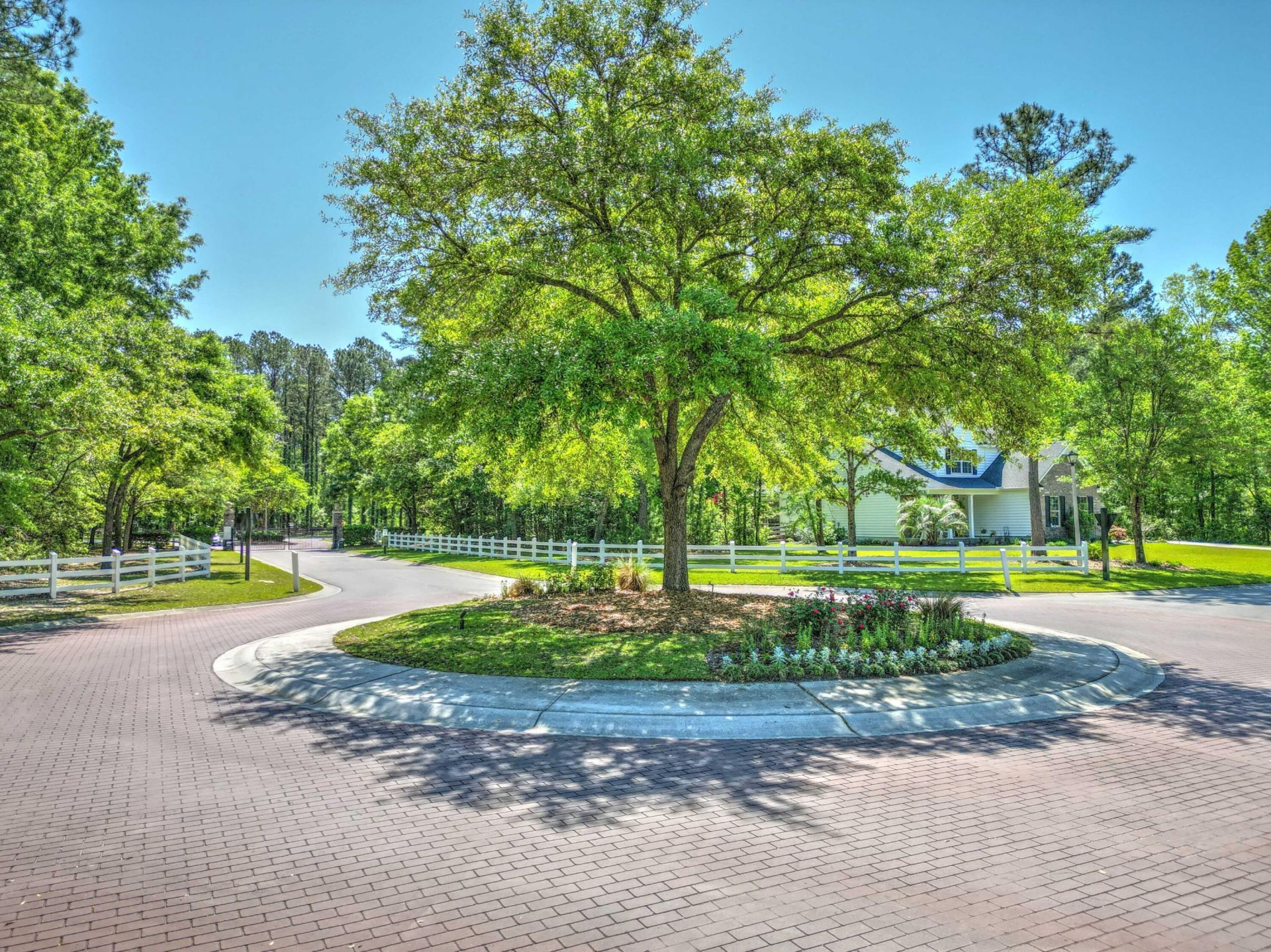 2033 Tacoma Circle Photo 7