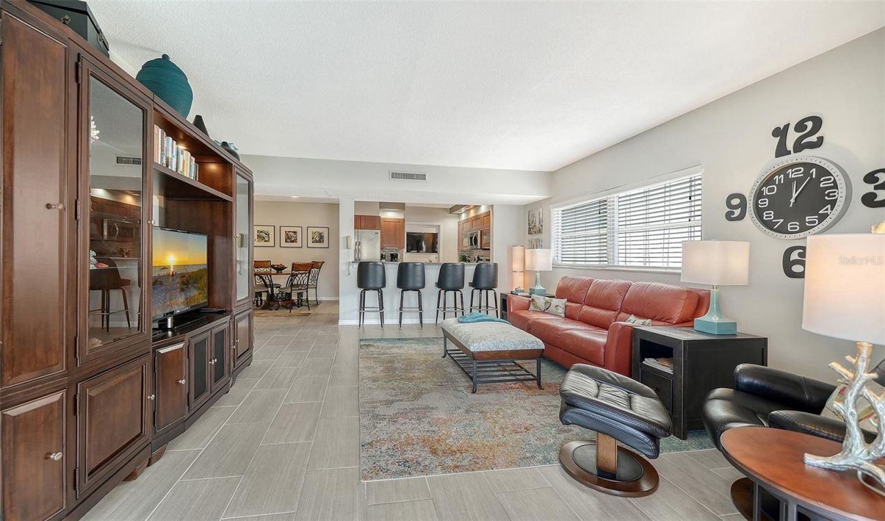 225 Hourglass Way, Unit 202, Sarasota, FL 34242 Photo
