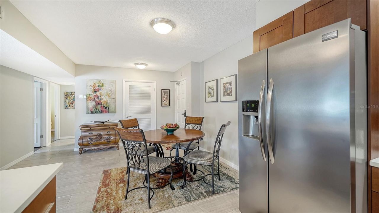 225 Hourglass Way, Unit 202, Sarasota, FL 34242 Photo