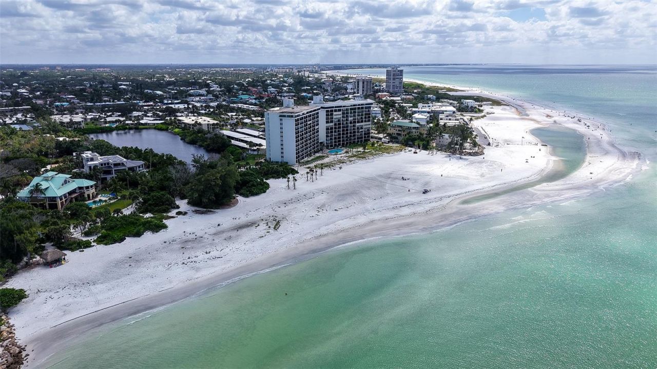 225 Hourglass Way, Unit 202, Sarasota, FL 34242 Photo