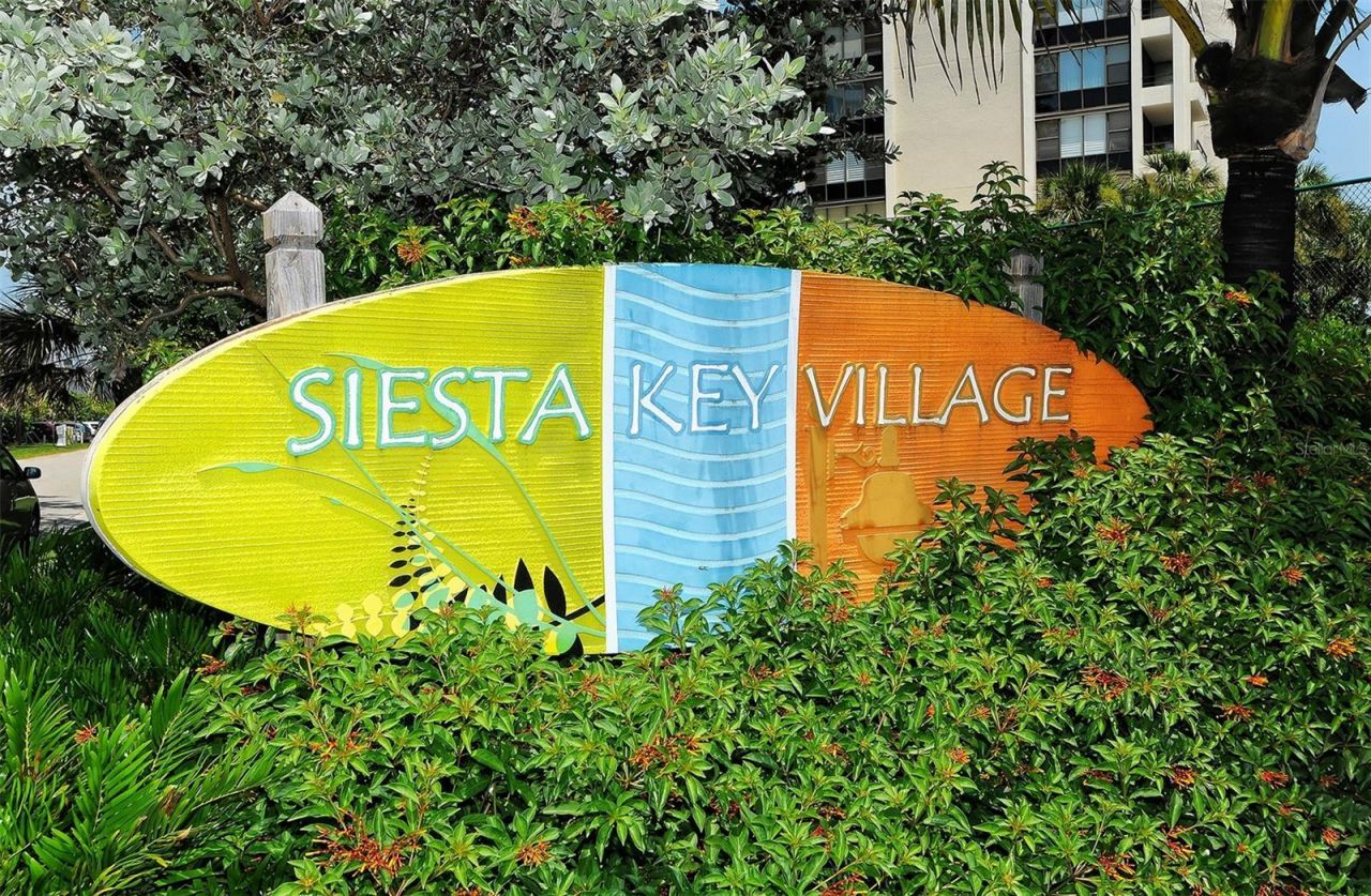 225 Hourglass Way, Unit 202, Sarasota, FL 34242 Photo