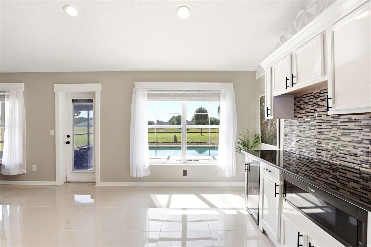 36725 Oconee Avenue, Unit 36725, Eustis, FL 32736 Photo