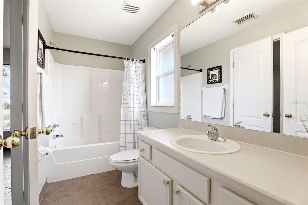 36725 Oconee Avenue, Unit 36725, Eustis, FL 32736 Photo