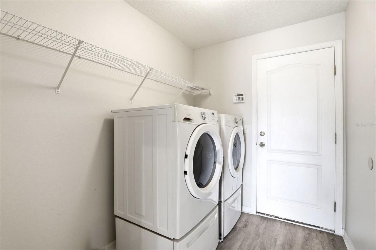 36725 Oconee Avenue, Unit 36725, Eustis, FL 32736 Photo