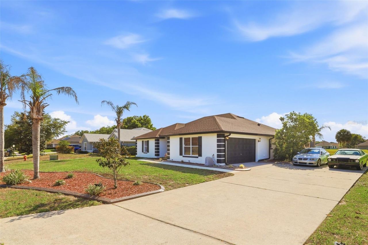 36725 Oconee Avenue, Unit 36725, Eustis, FL 32736 Photo