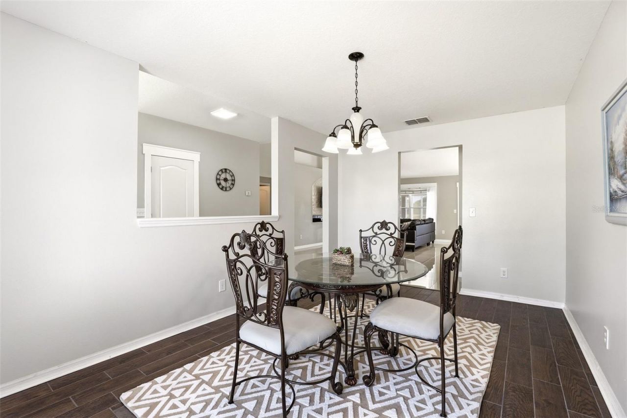 36725 Oconee Avenue, Unit 36725, Eustis, FL 32736 Photo