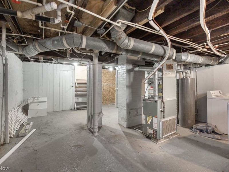 6606 Fir Avenue, Cleveland, OH 44102 Photo 33