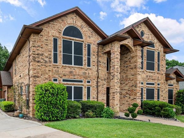 5401 Emerald Park Boulevard, Arlington, TX 76017