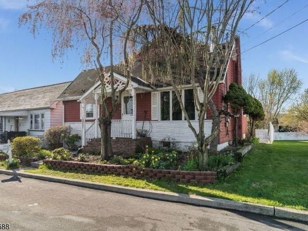 742 South Blvd, Alpha, NJ 08865