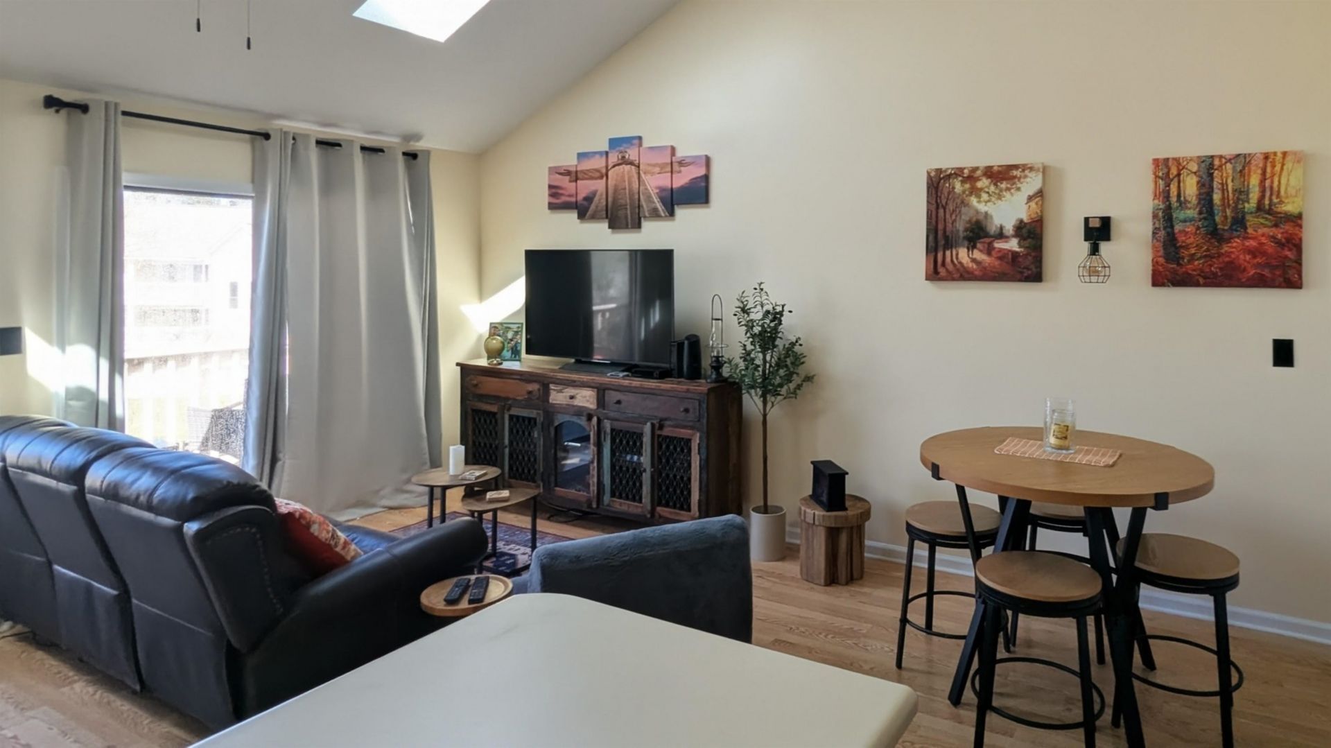 510 Fairwood Lakes Dr. Photo 8