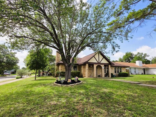 5609 WAGON TRAIN RD, Austin, TX 78749
