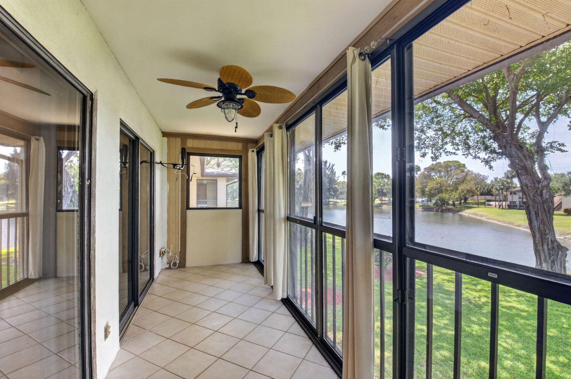 15496 Lakes Of Delray Boulevard, Unit 206, Delray Beach, FL 33484 Photo