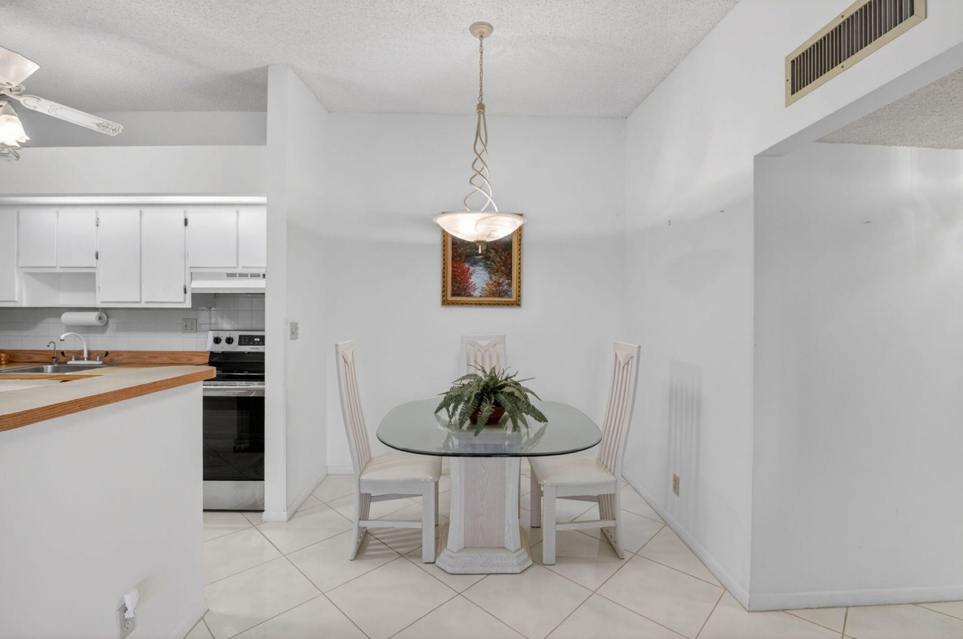 15496 Lakes Of Delray Boulevard, Unit 206, Delray Beach, FL 33484 Photo