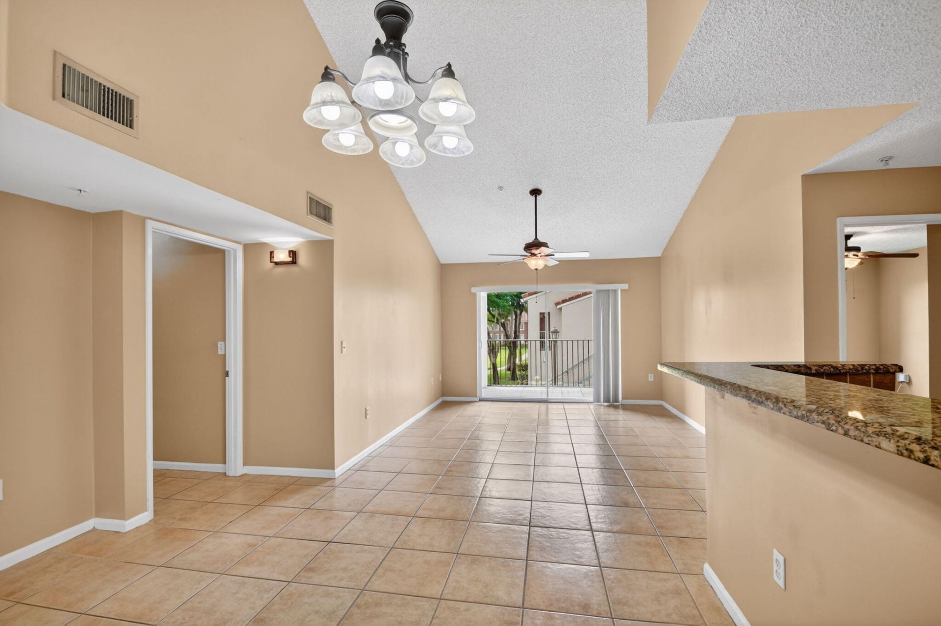 7864 Sonoma Springs Circle, Unit 206, Lake Worth, FL 33463 Photo