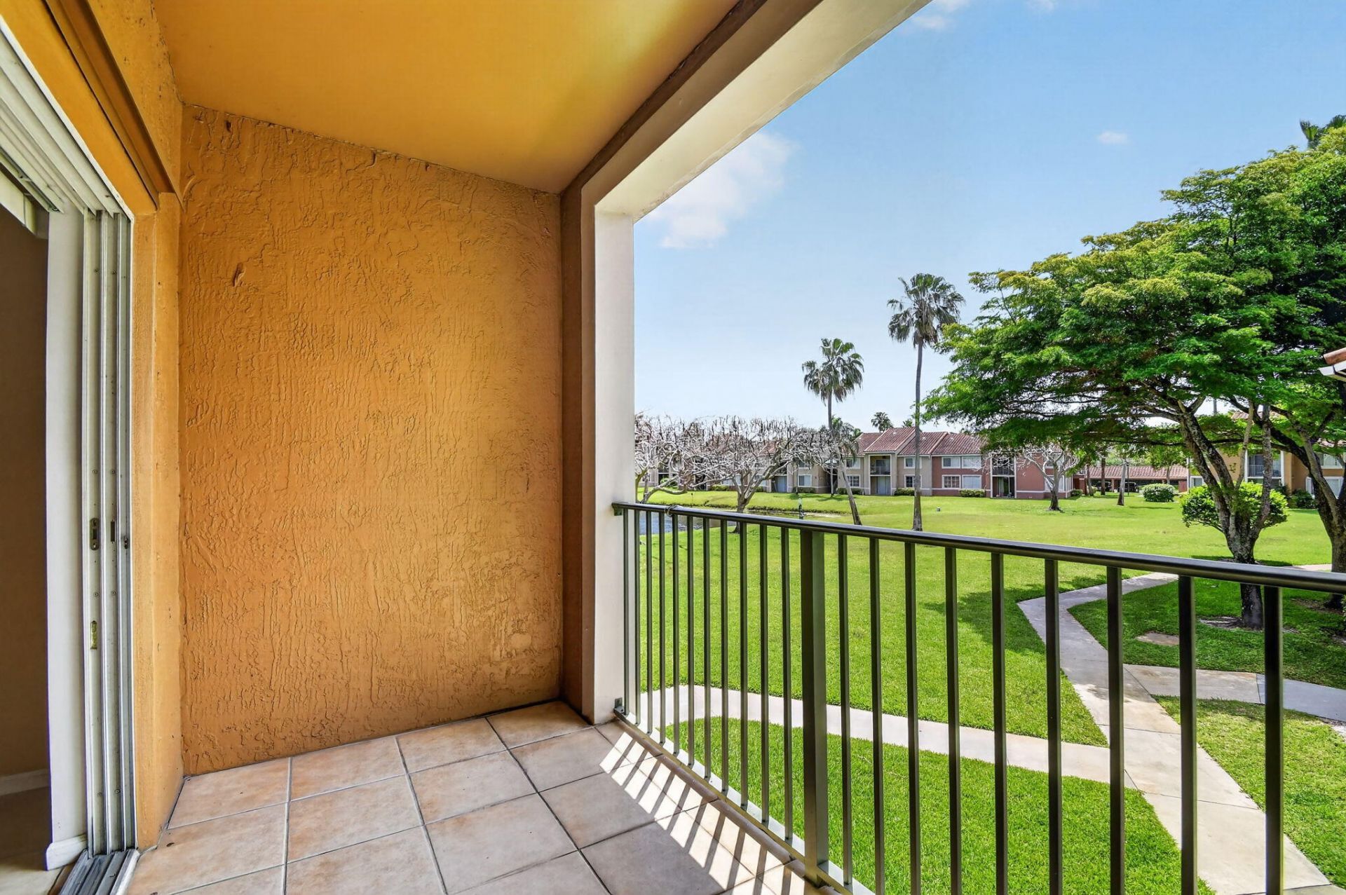 7864 Sonoma Springs Circle, Unit 206, Lake Worth, FL 33463 Photo