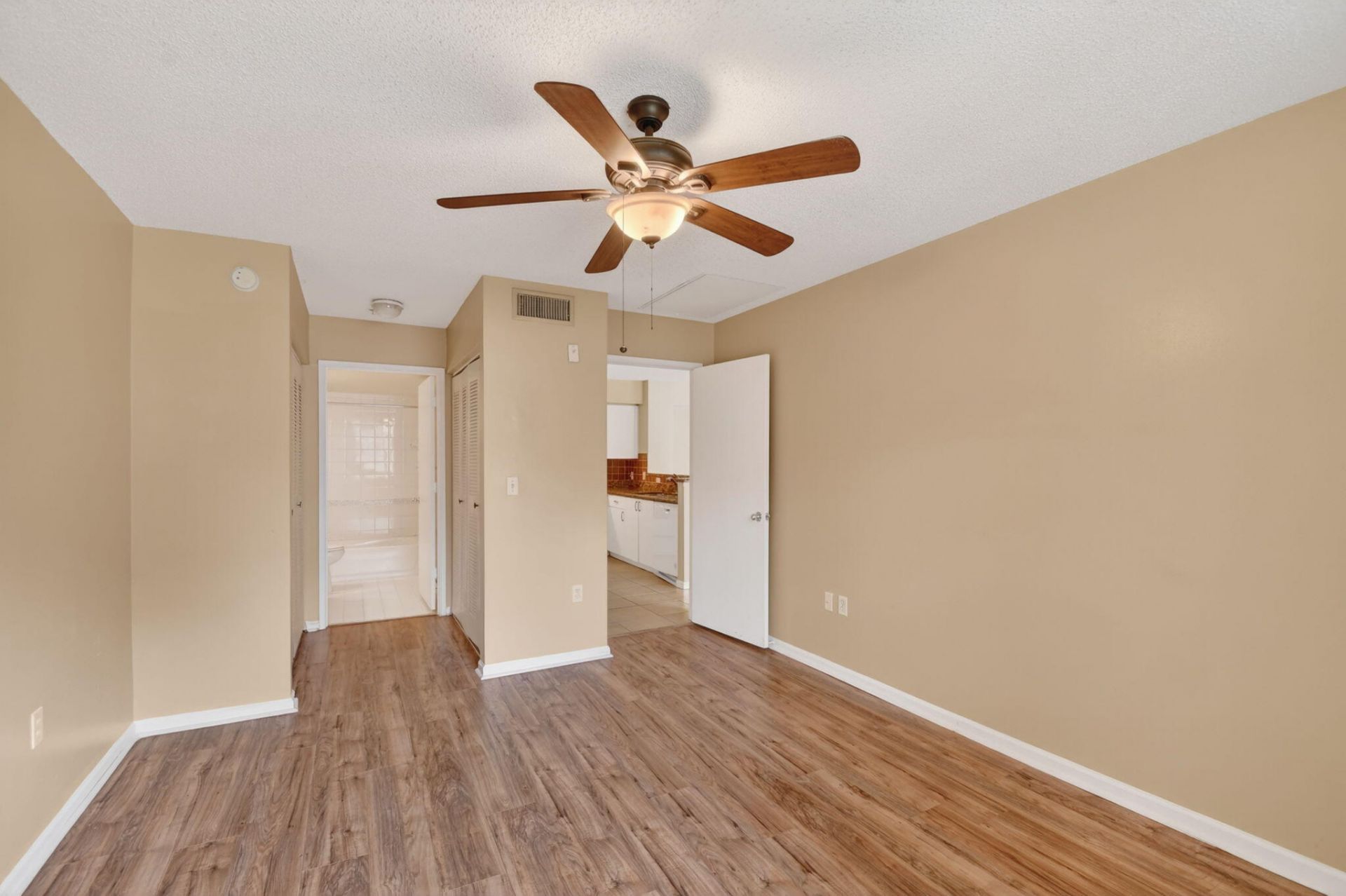 7864 Sonoma Springs Circle, Unit 206, Lake Worth, FL 33463 Photo